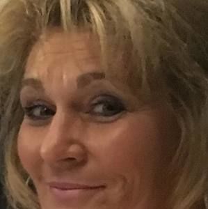 Meet your Posher, Lydia